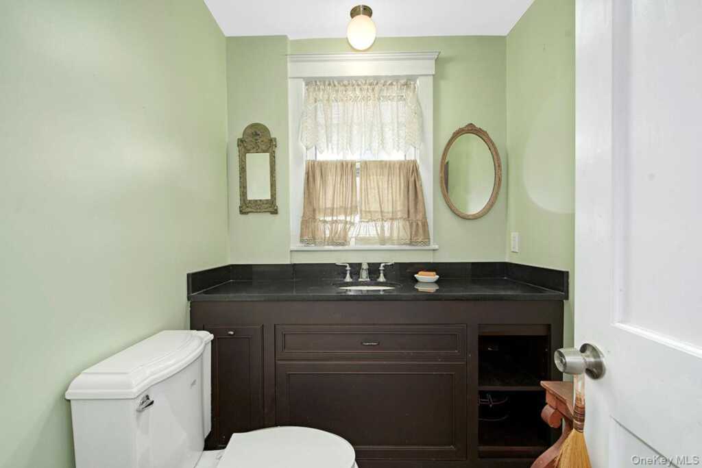 9 Linda Avenue, White Plains, NY 10605 - Photo 12 of 27