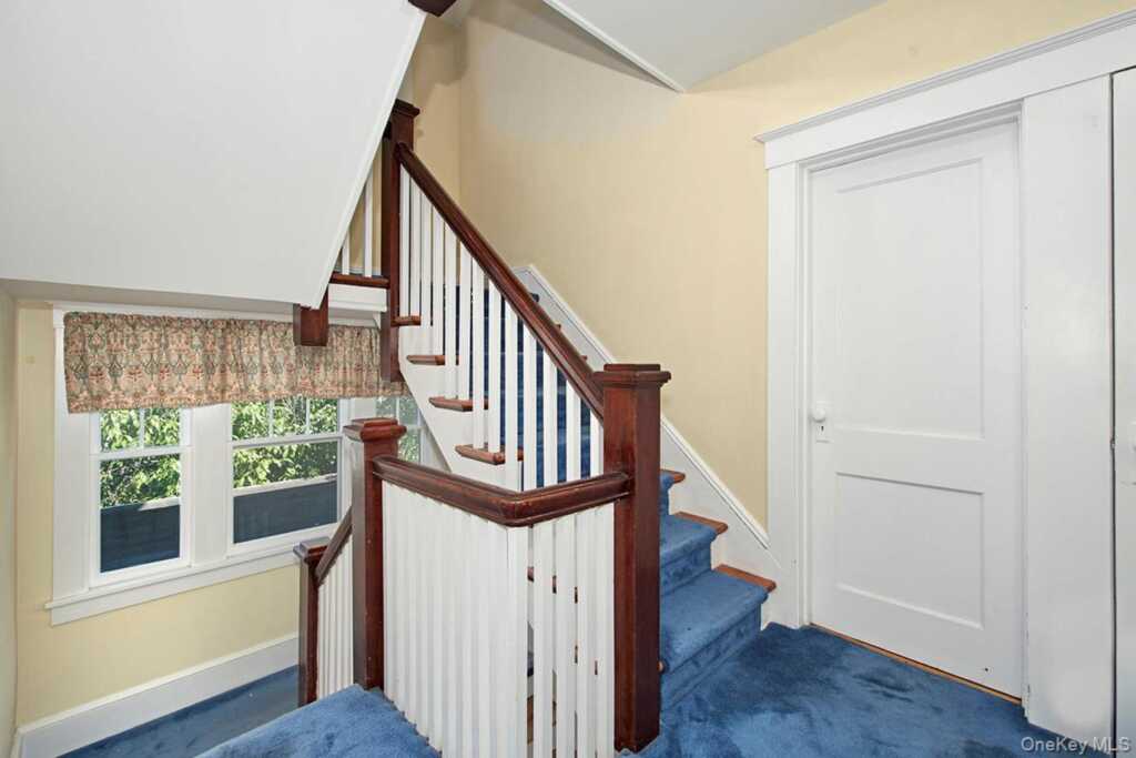 9 Linda Avenue, White Plains, NY 10605 - Photo 13 of 27