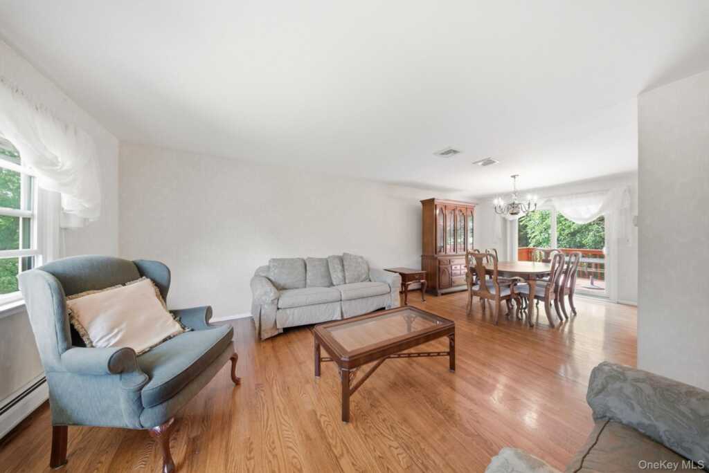 177 New Hempstead Road, New City, NY 10956 - Photo 12 of 43