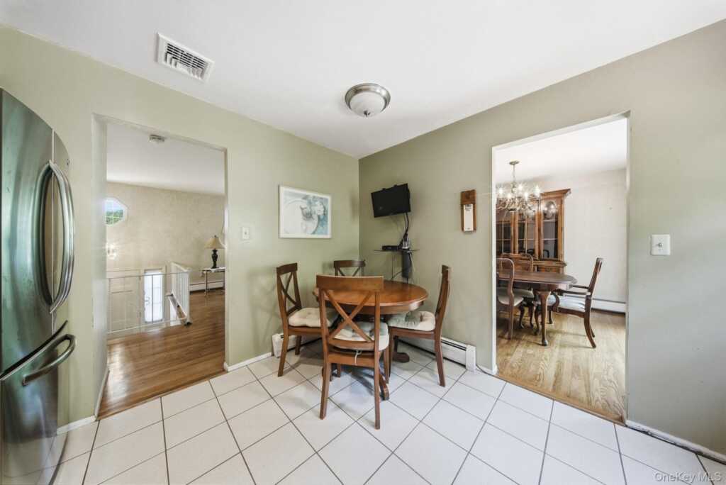 177 New Hempstead Road, New City, NY 10956 - Photo 17 of 43