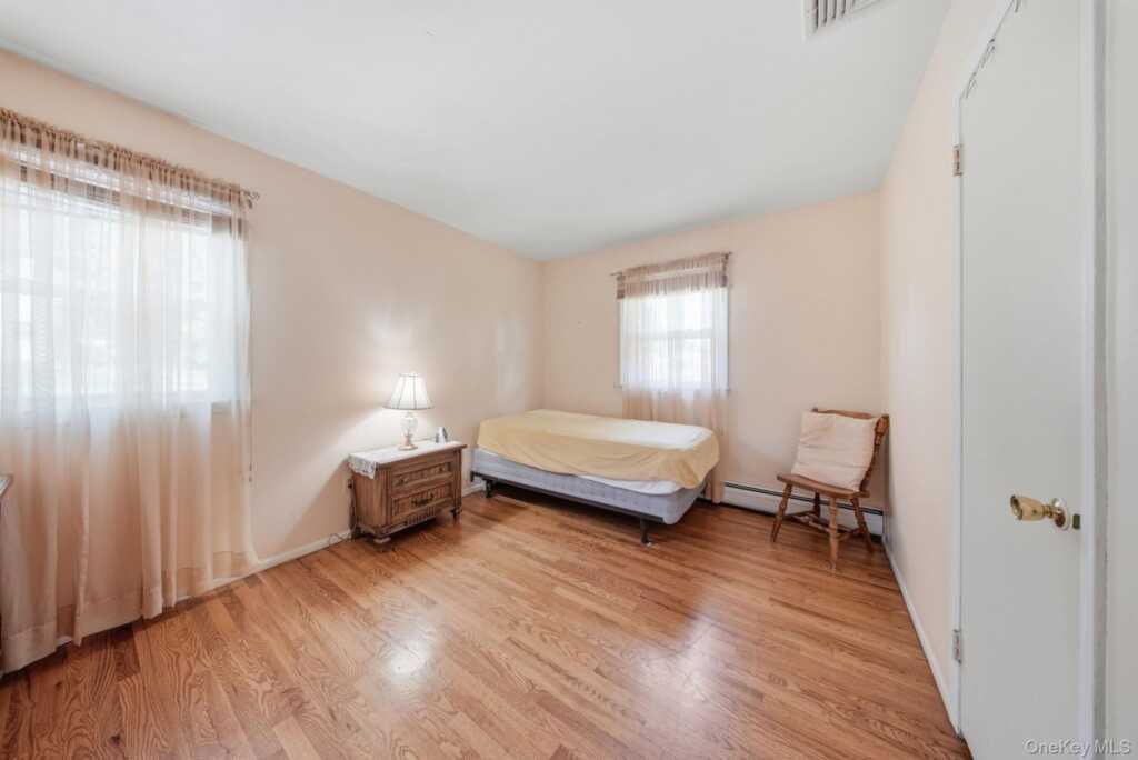 177 New Hempstead Road, New City, NY 10956 - Photo 25 of 43