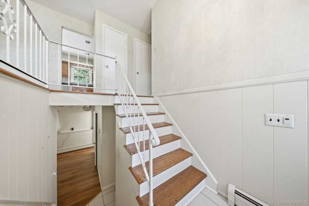 177 New Hempstead Road, New City, NY 10956 - Photo 8 of 43