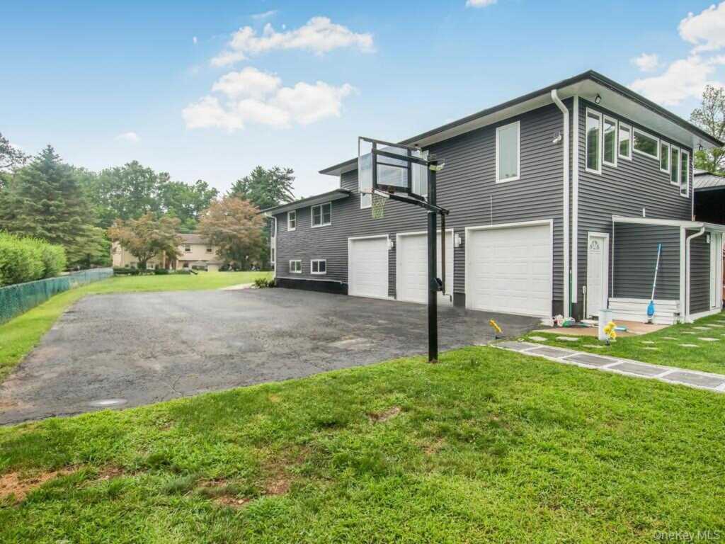 3 Quaker Road, New City, NY 10956 - Photo 14 of 17
