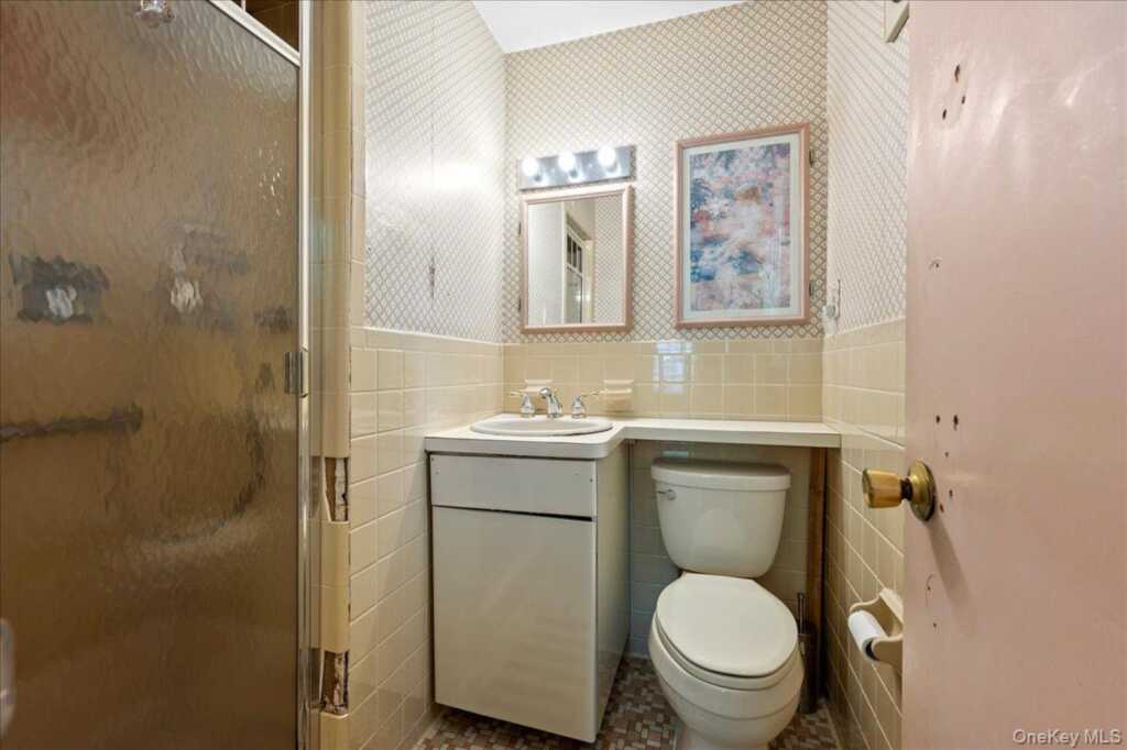 27 Meadowlark Road, Rye, NY 10573 - Photo 16 of 31