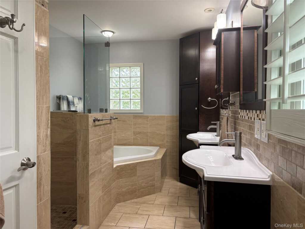 210 Glen Avenue, Rye, NY 10573 - Photo 26 of 48