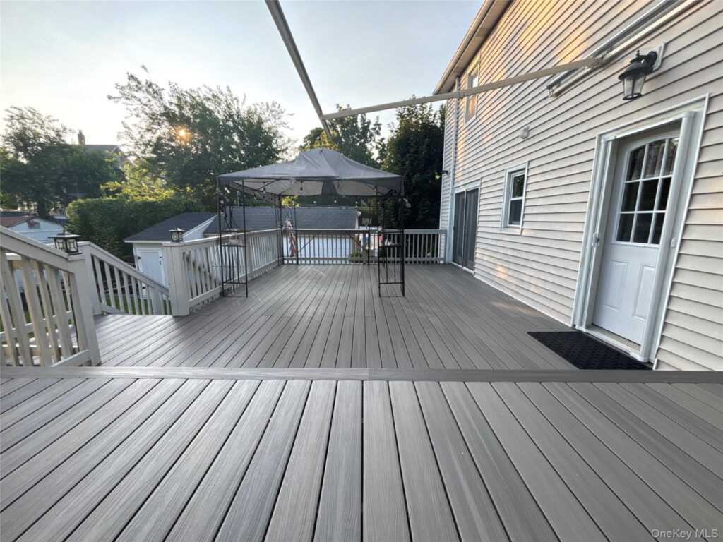 210 Glen Avenue, Rye, NY 10573 - Photo 44 of 48
