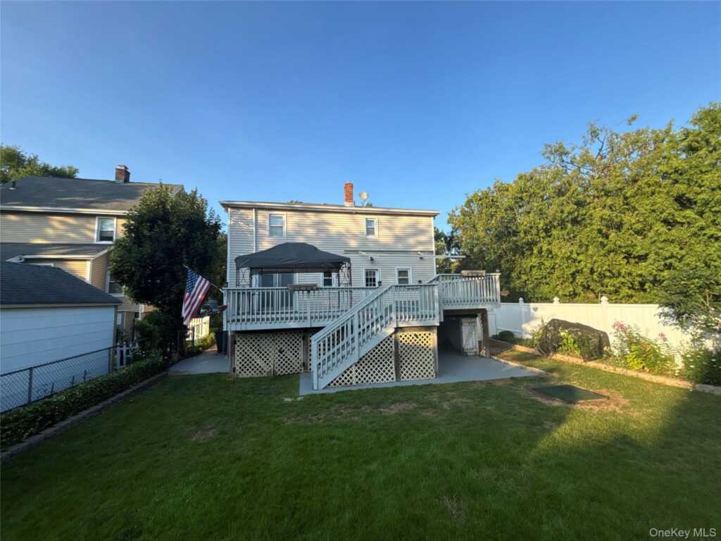 210 Glen Avenue, Rye, NY 10573 - Photo 45 of 48