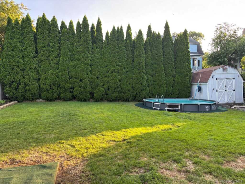 210 Glen Avenue, Rye, NY 10573 - Photo 47 of 48