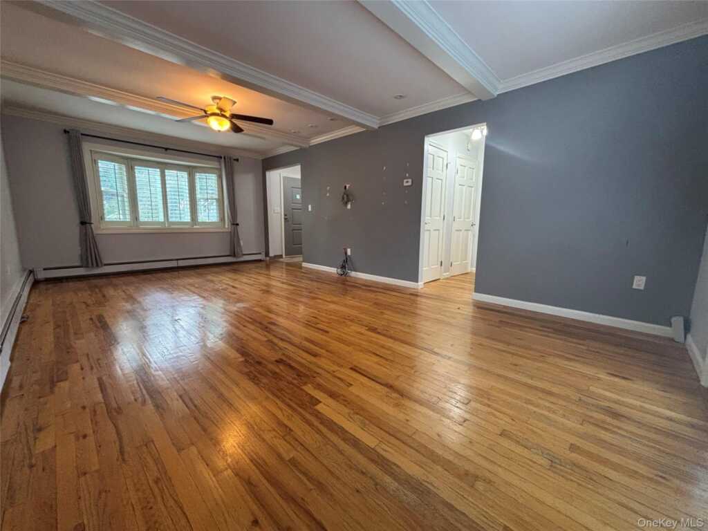 210 Glen Avenue, Rye, NY 10573 - Photo 8 of 48