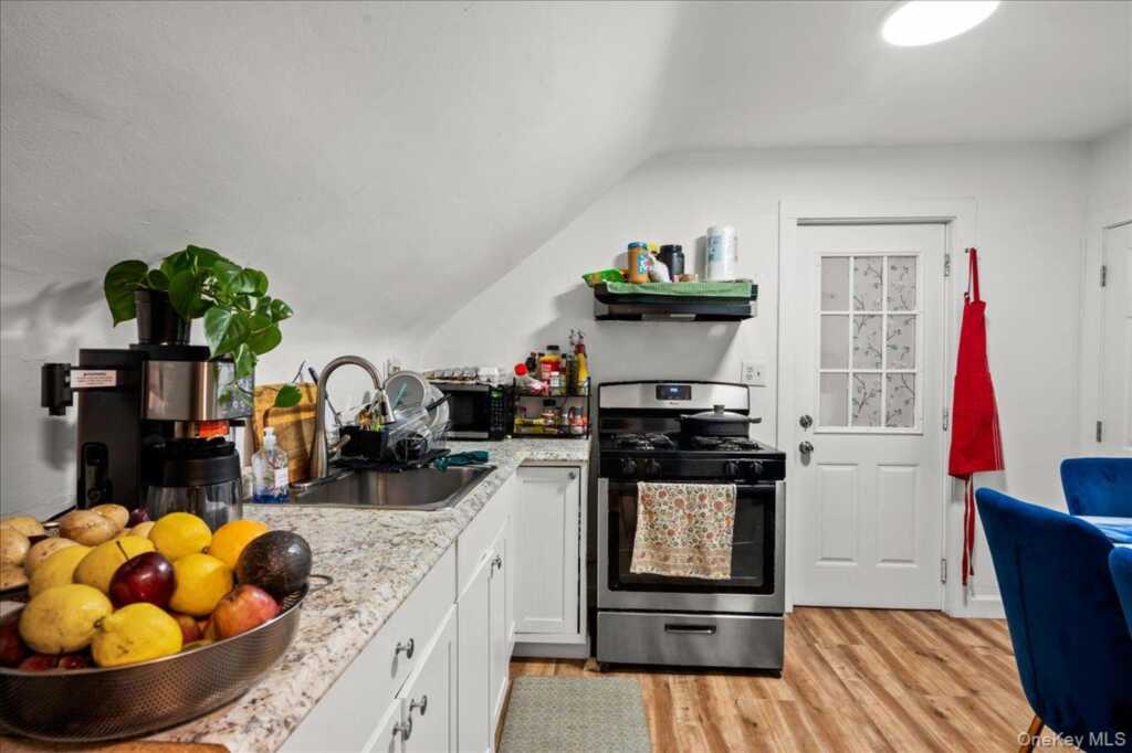 95 Grant Street, Rye, NY 10573 - Photo 26 of 30