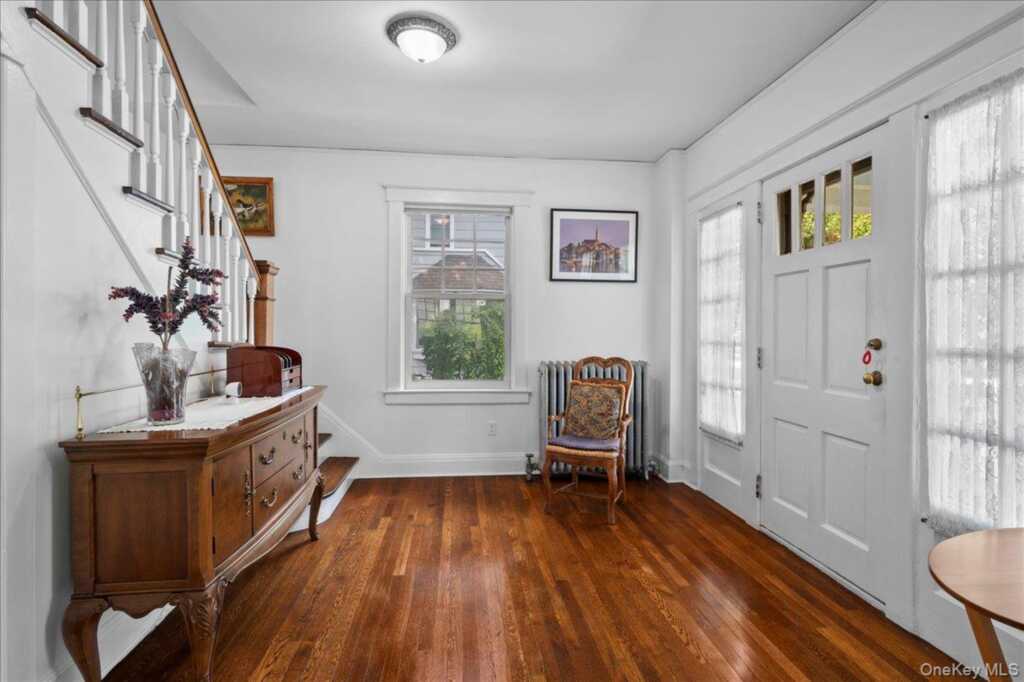 126 Greenridge Avenue, White Plains, NY 10605 - Photo 13 of 38