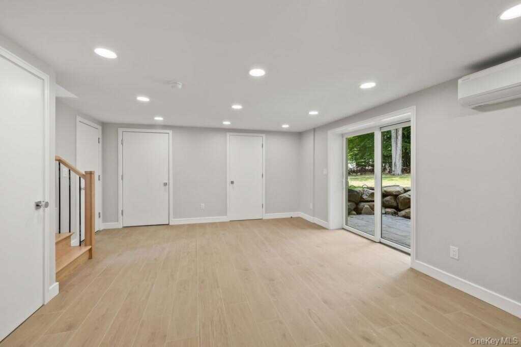 142 N Little Tor Road, New City, NY 10956 - Photo 27 of 42