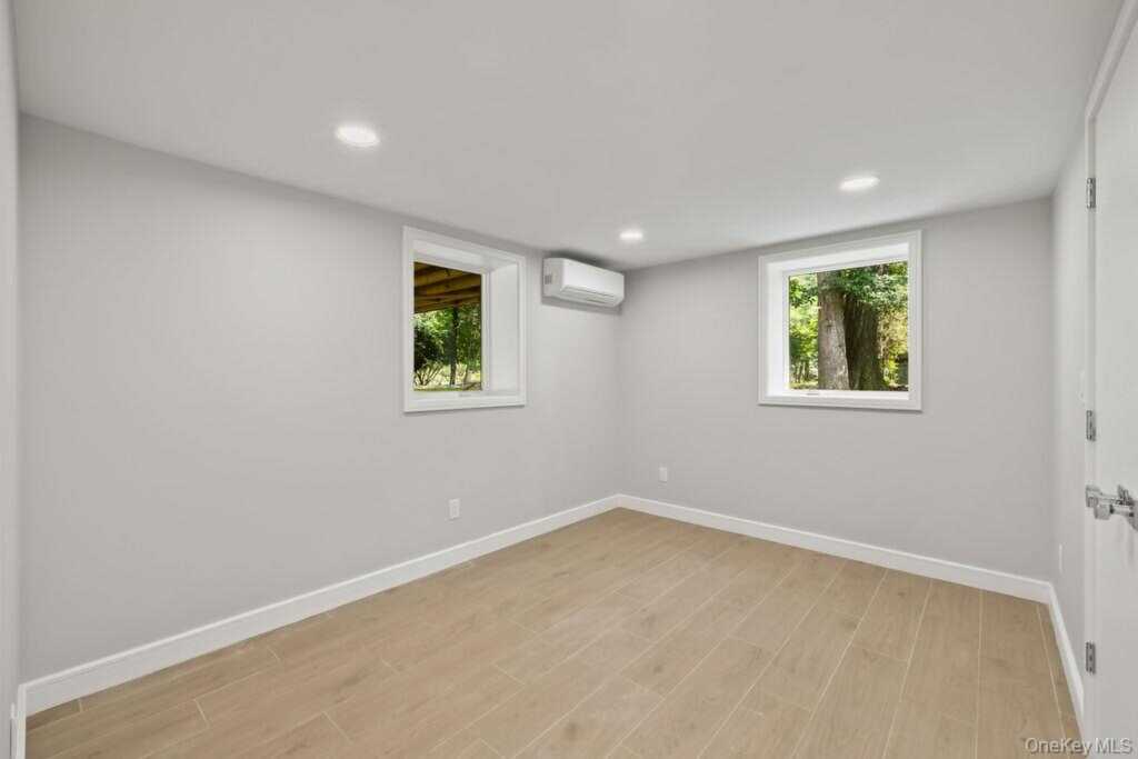 142 N Little Tor Road, New City, NY 10956 - Photo 30 of 42