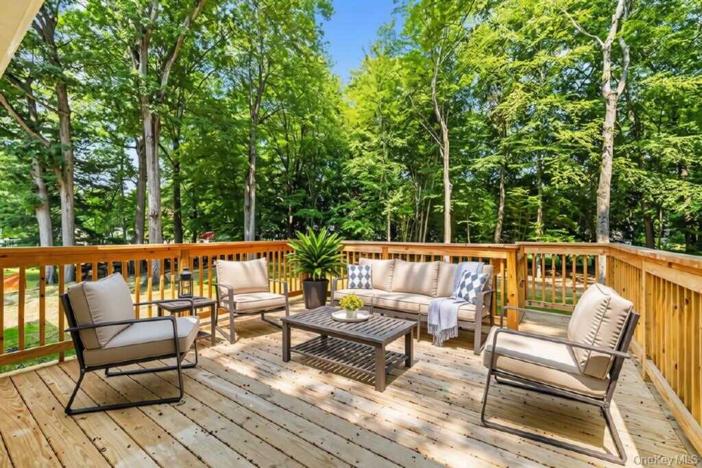 142 N Little Tor Road, New City, NY 10956 - Photo 33 of 42