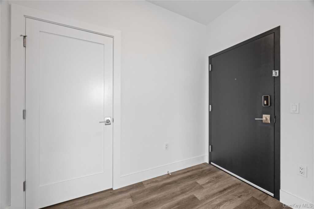 30 Broad Street, Unit #704, Rye, NY 10573 - Photo 2 of 19