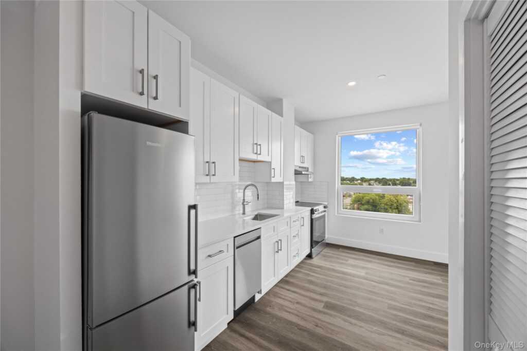 30 Broad Street, Unit #704, Rye, NY 10573 - Photo 5 of 19