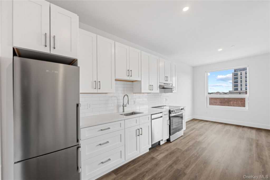 30 Broad Street, Unit #701, Rye, NY 10573 - Photo 5 of 14