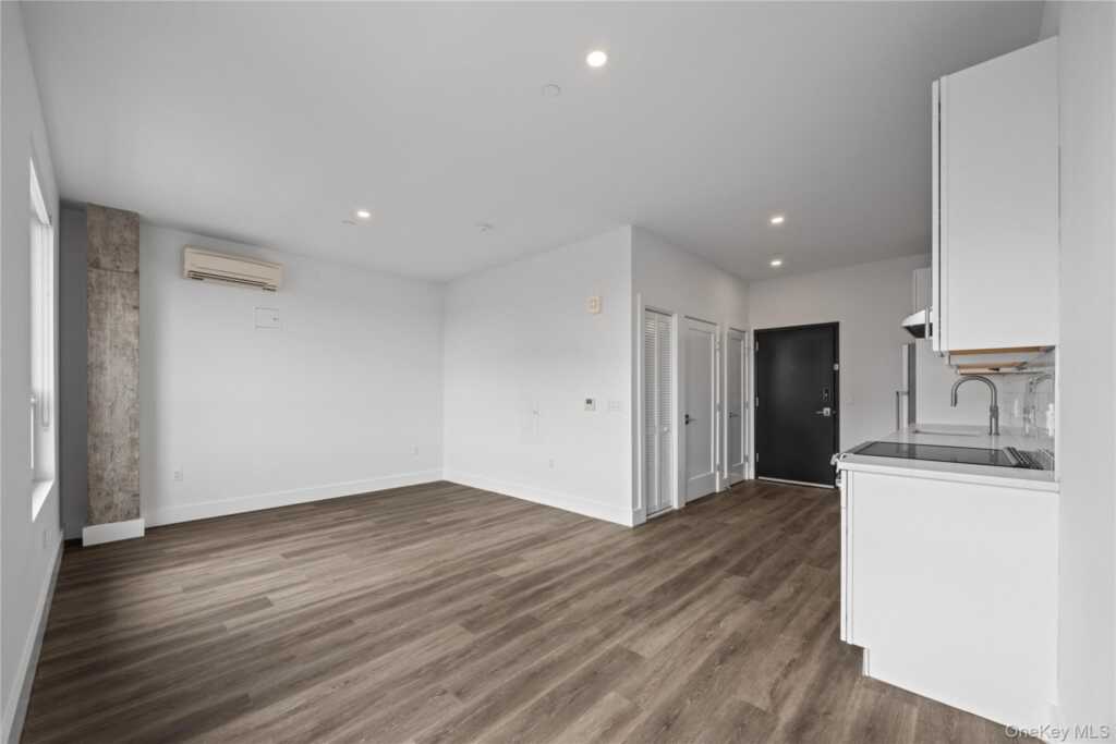 30 Broad Street, Unit #705, Rye, NY 10573 - Photo 12 of 14