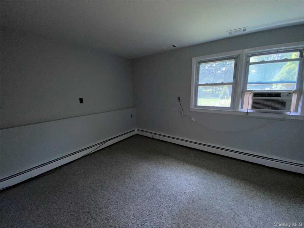 224 Center, Pearl River, NY 10965 - Photo 13 of 50