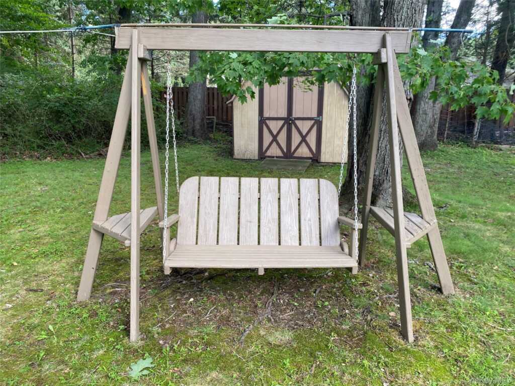 224 Center, Pearl River, NY 10965 - Photo 24 of 50