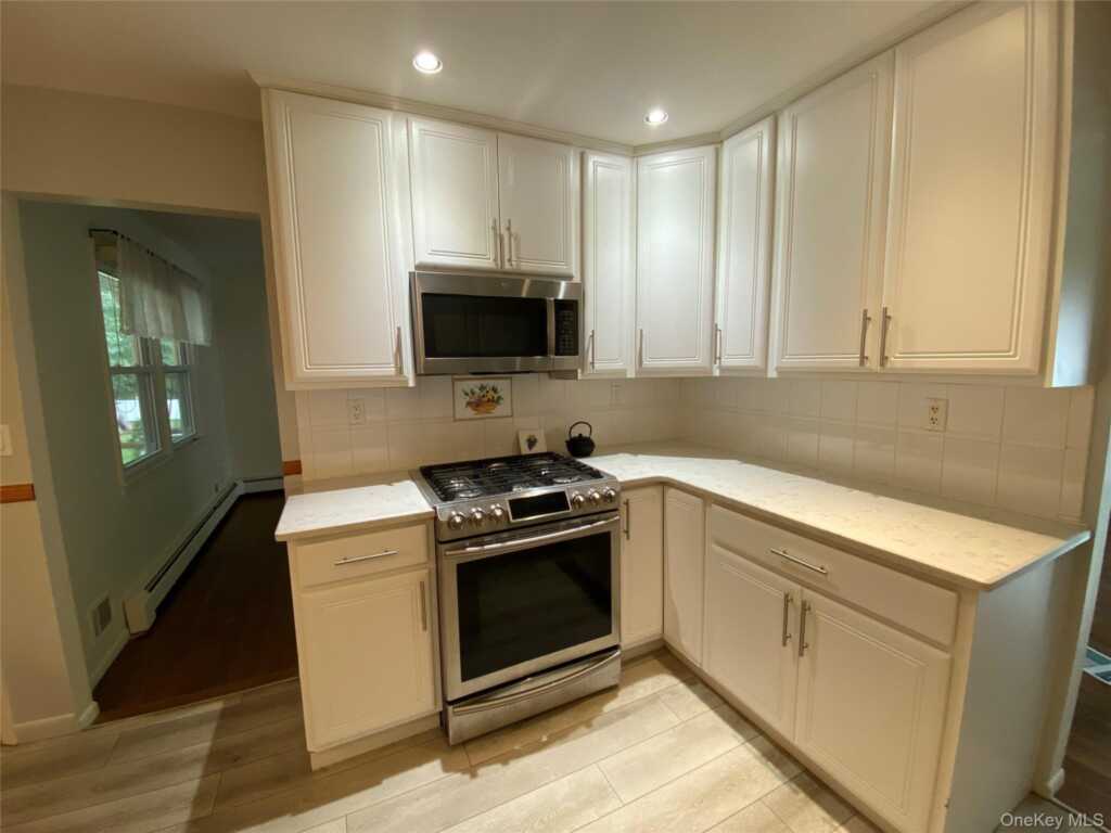 224 Center, Pearl River, NY 10965 - Photo 3 of 50