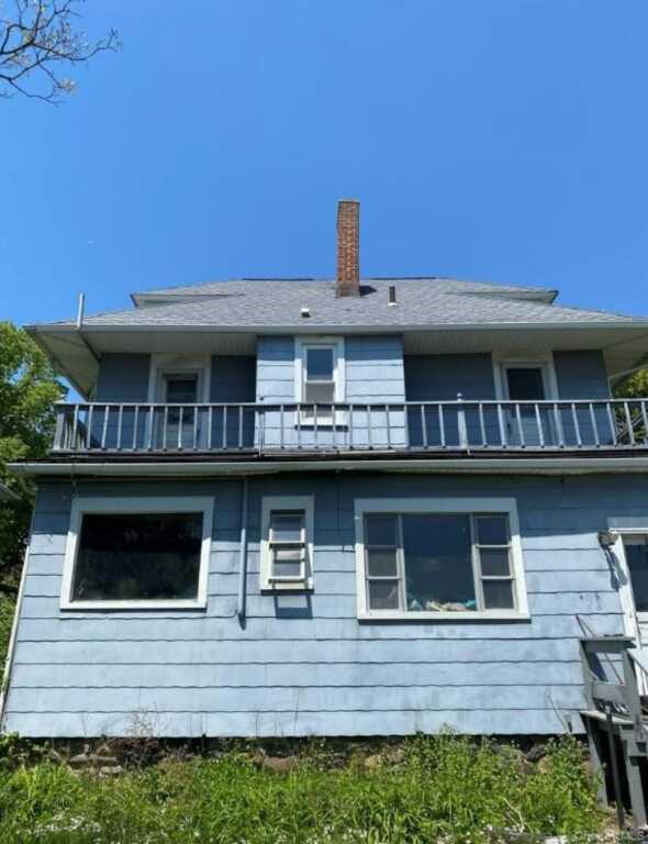 196 Elm Street, New Rochelle, NY 10805 - Photo 3 of 4