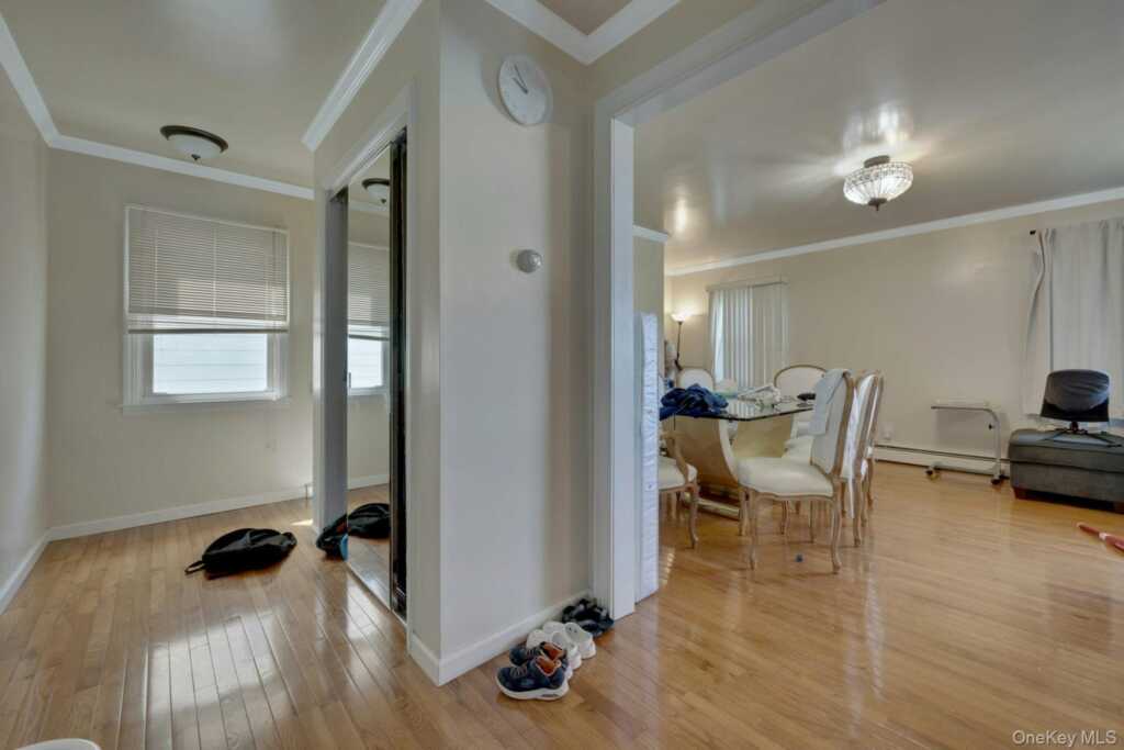 162 Woodland Avenue, New Rochelle, NY 10805 - Photo 6 of 32