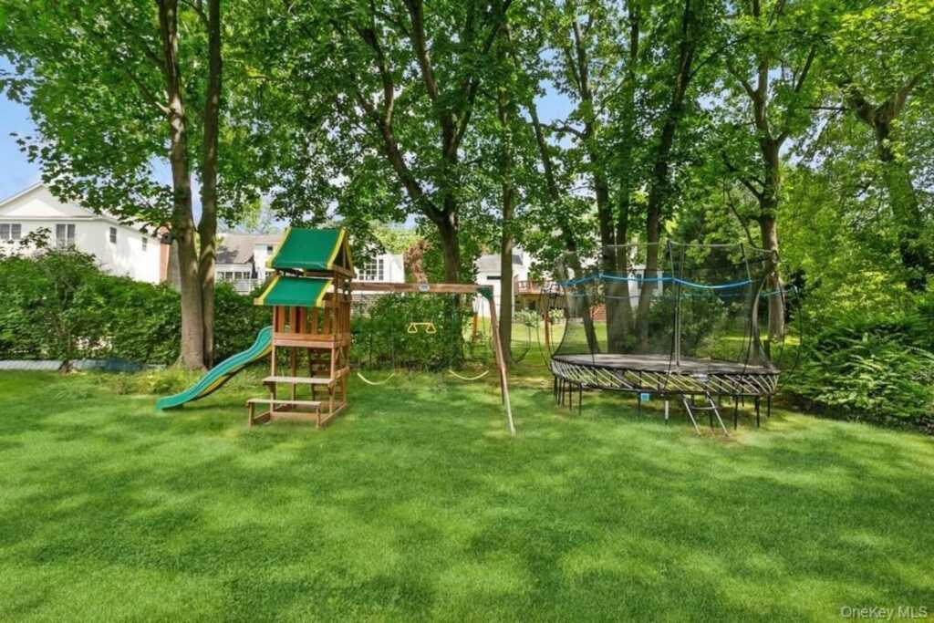921 Shore Acres Drive, Rye, NY 10543 - Photo 25 of 30