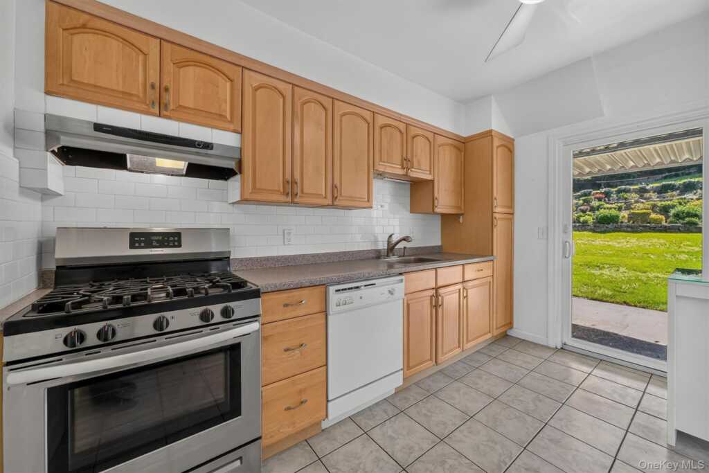 29-31 N Ridge Street, Rye, NY 10573 - Photo 13 of 47