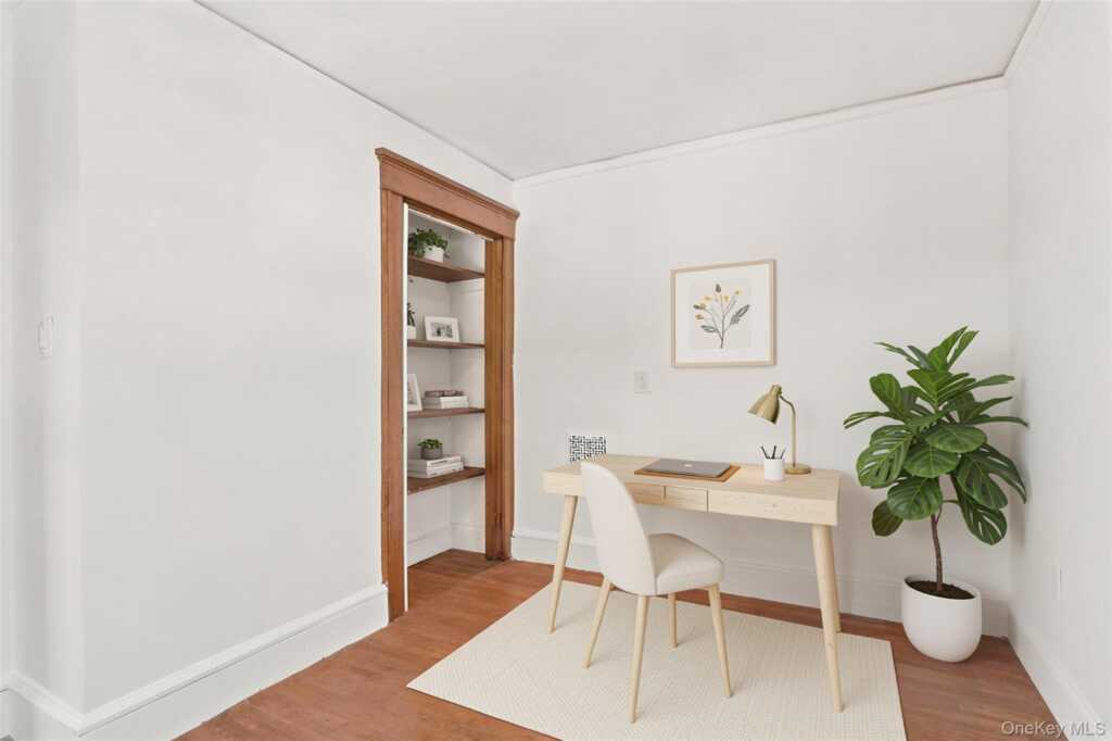 184 W Post Road, White Plains, NY 10606 - Photo 15 of 33