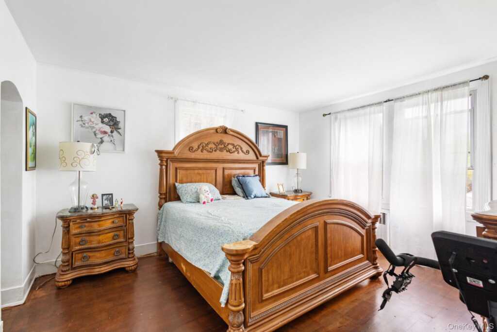 43 Davis Avenue, White Plains, NY 10605 - Photo 14 of 34