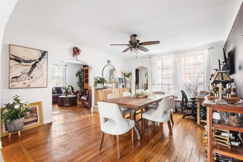 43 Davis Avenue, White Plains, NY 10605 - Photo 7 of 34