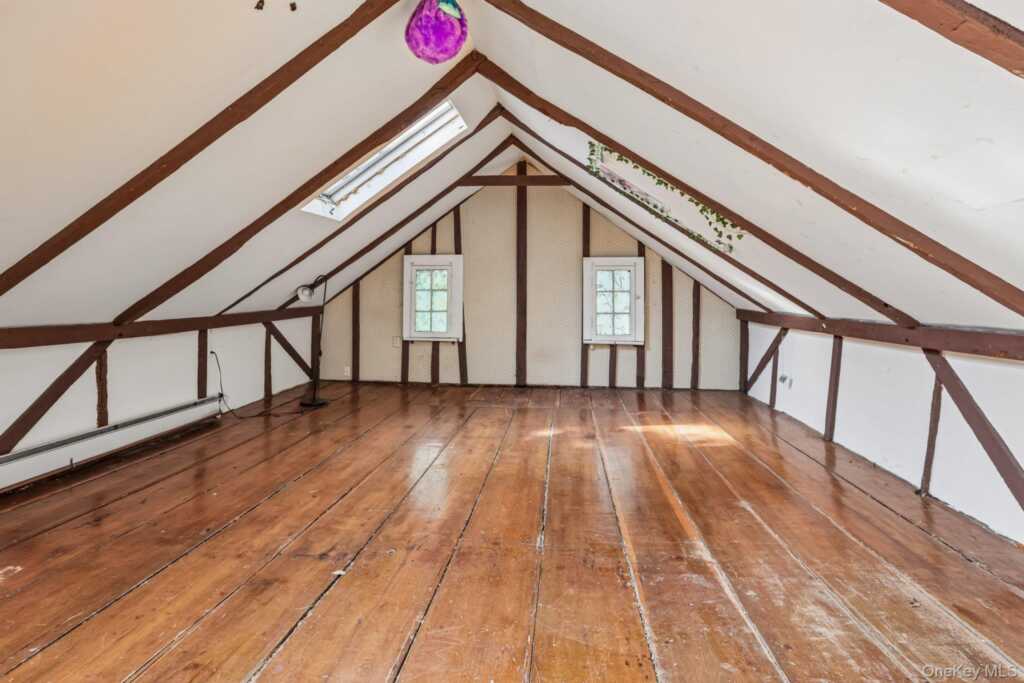 8 Reservoir Road, Stony Point, NY 10980 - Photo 15 of 24