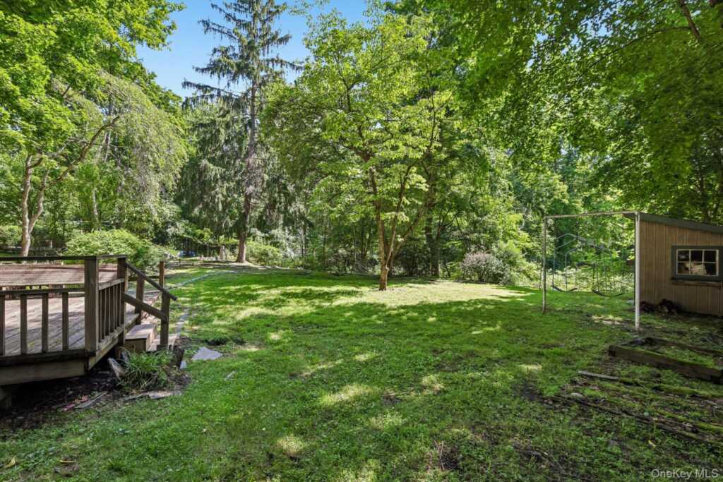 8 Reservoir Road, Stony Point, NY 10980 - Photo 19 of 24