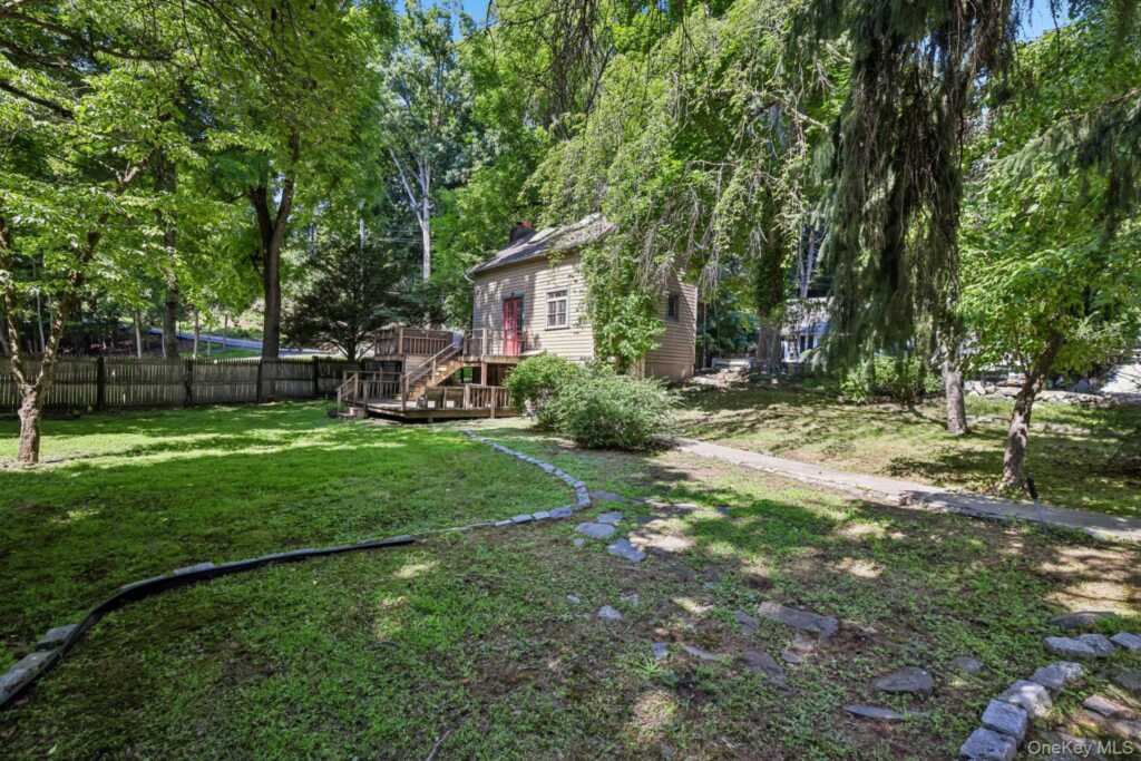 8 Reservoir Road, Stony Point, NY 10980 - Photo 20 of 24