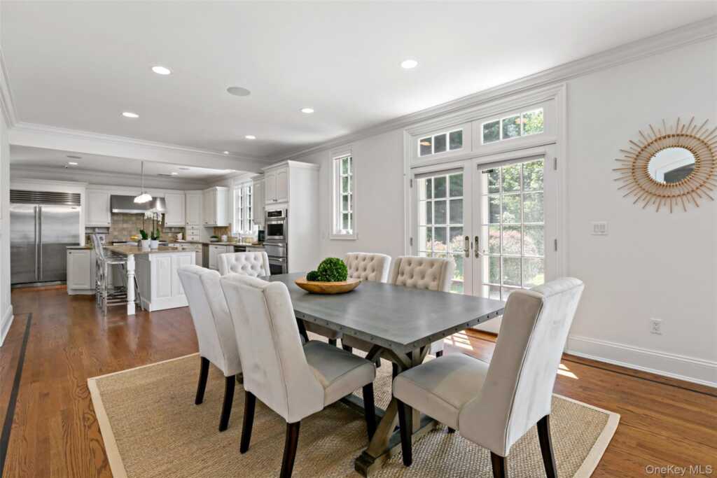 18 Sammis Lane, White Plains, NY 10605 - Photo 10 of 33