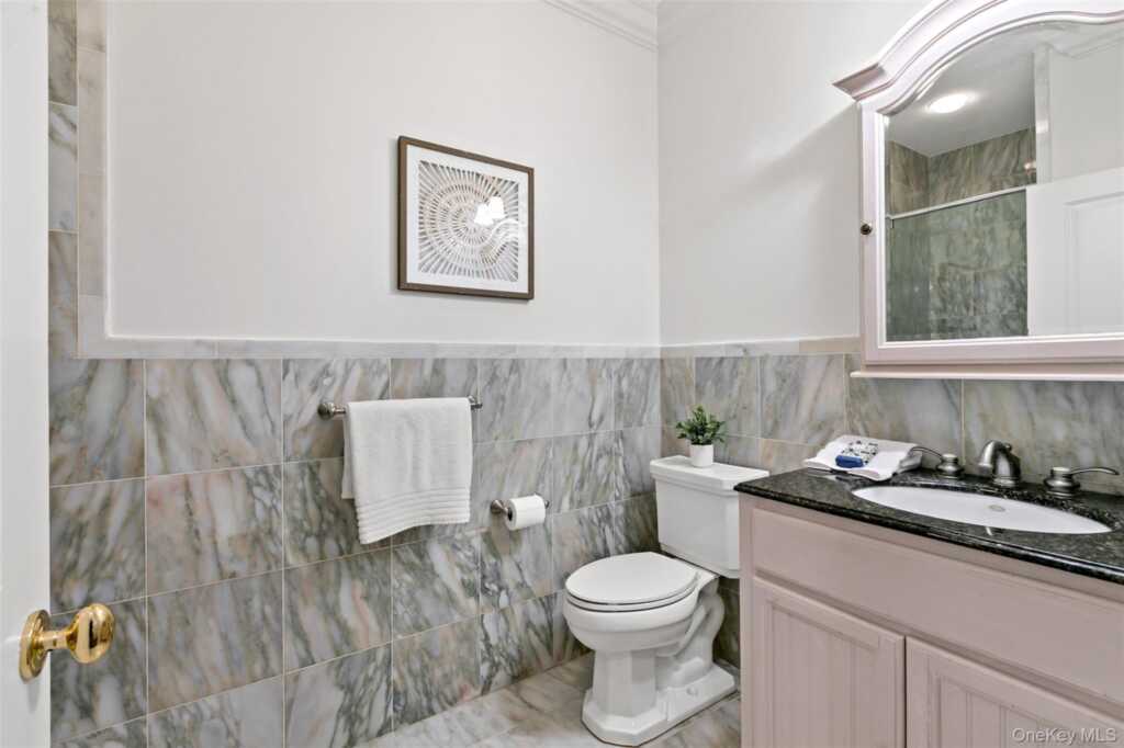 18 Sammis Lane, White Plains, NY 10605 - Photo 16 of 33