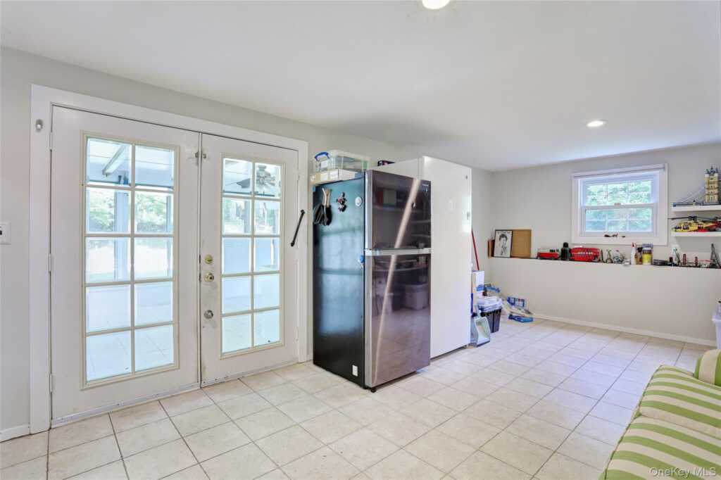561 Babbling Brook Lane, Valley Cottage, NY 10989 - Photo 20 of 30