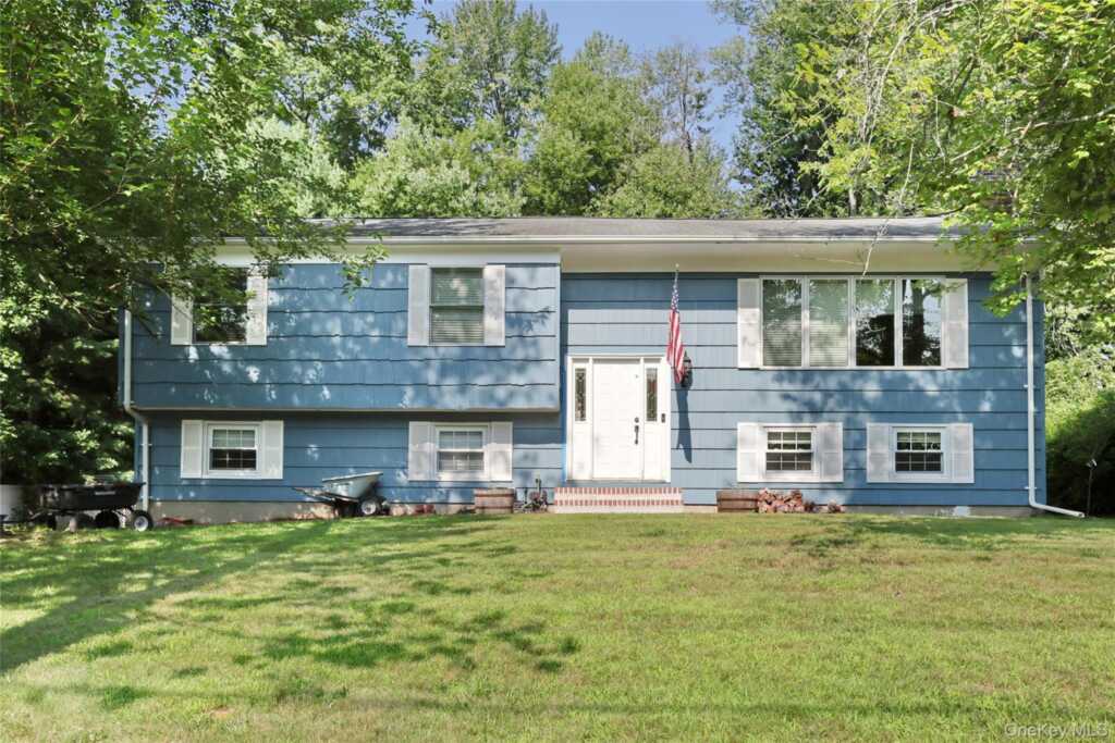 561 Babbling Brook Lane, Valley Cottage, NY 10989 - Photo 30 of 30