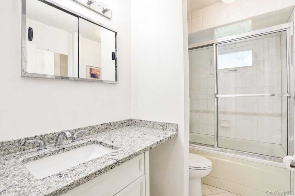 33 Tor View Avenue, New City, NY 10956 - Photo 11 of 29