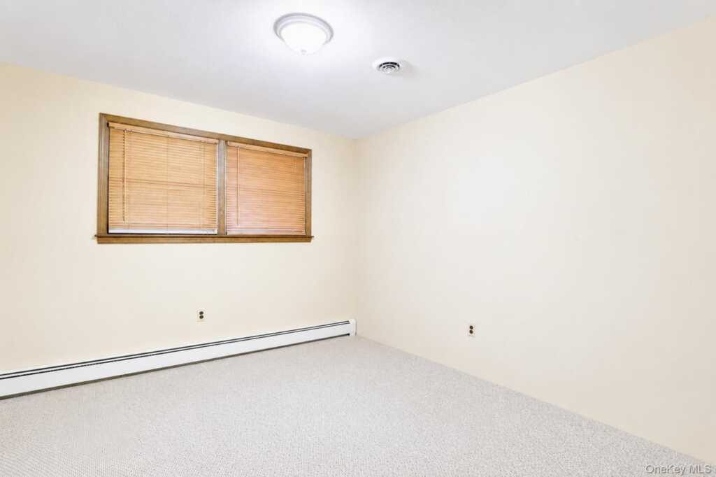 33 Tor View Avenue, New City, NY 10956 - Photo 18 of 29