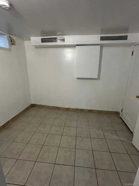 30 Ferdinand Place, New Rochelle, NY 10801 - Photo 6 of 9