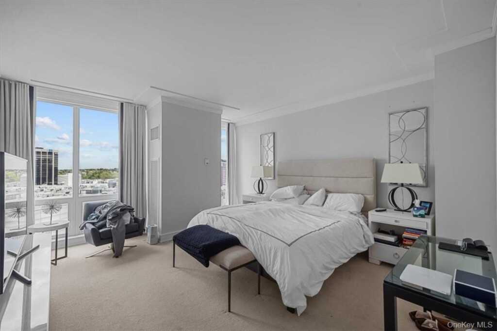 1 Renaissance Square, Unit #24F, White Plains, NY 10601 - Photo 17 of 27