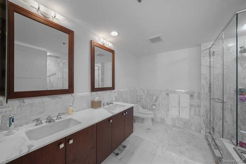 1 Renaissance Square, Unit #24F, White Plains, NY 10601 - Photo 21 of 27