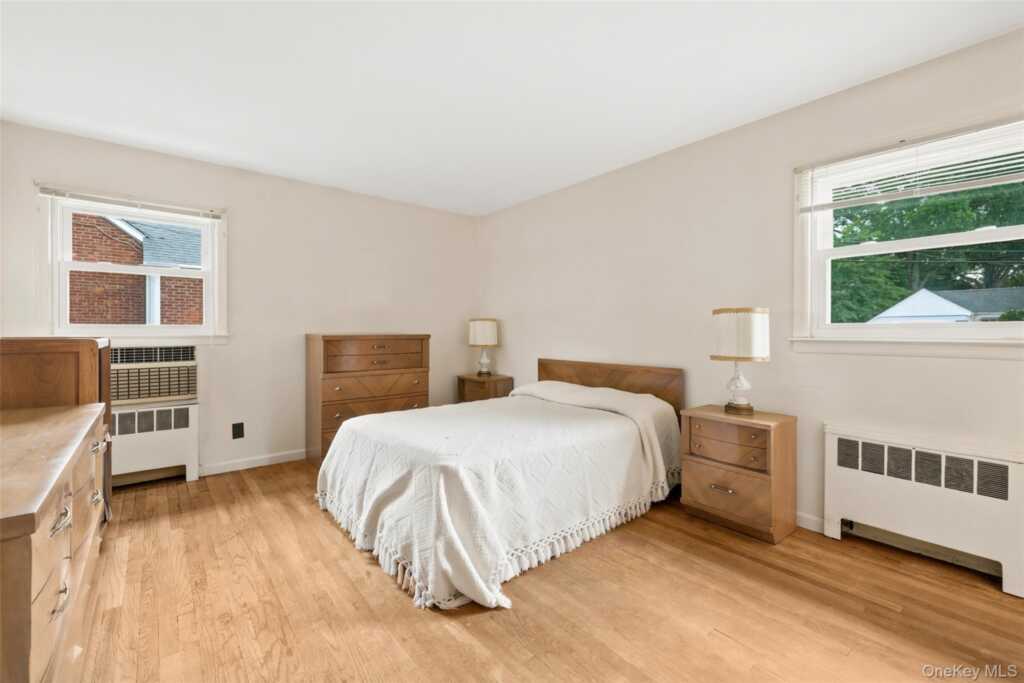31 Partridge Road, White Plains, NY 10605 - Photo 15 of 24