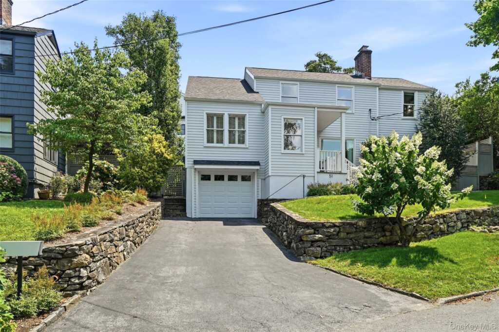 51 Hill Street, Rye, NY 10580 - Photo 2 of 29