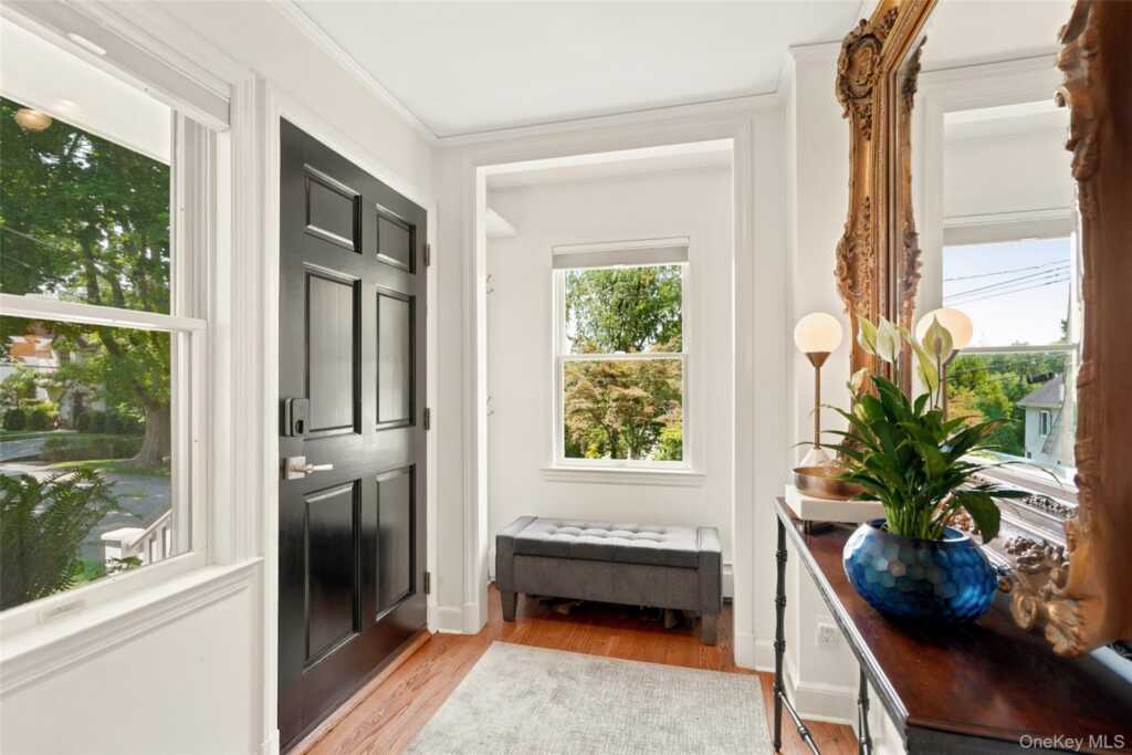 51 Hill Street, Rye, NY 10580 - Photo 3 of 29