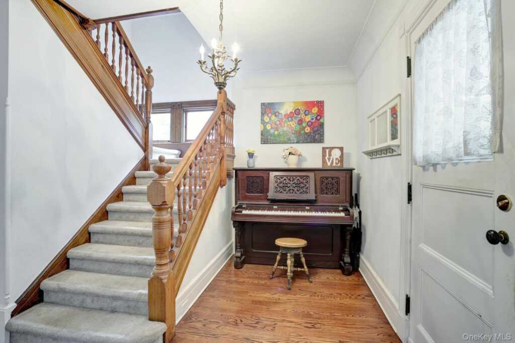 73 E Maple Avenue, Suffern, NY 10901 - Photo 12 of 26