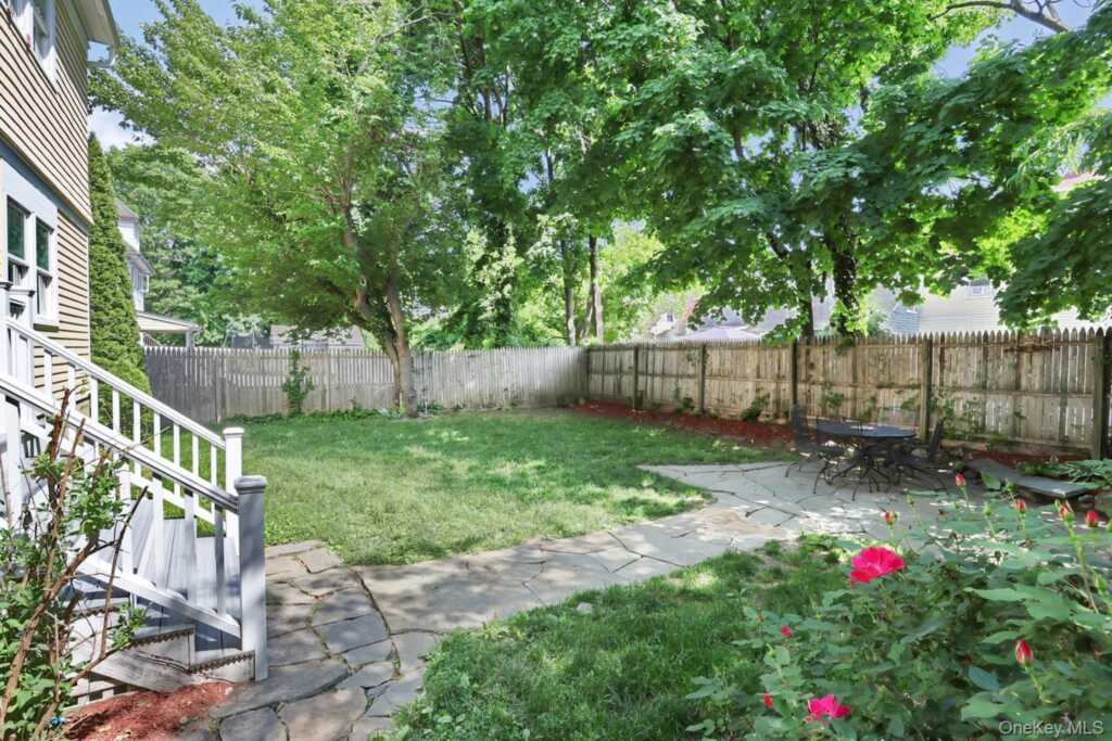 73 E Maple Avenue, Suffern, NY 10901 - Photo 18 of 26