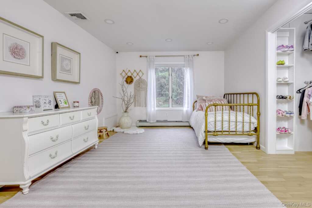 38 Roberts Road, New City, NY 10956 - Photo 19 of 38